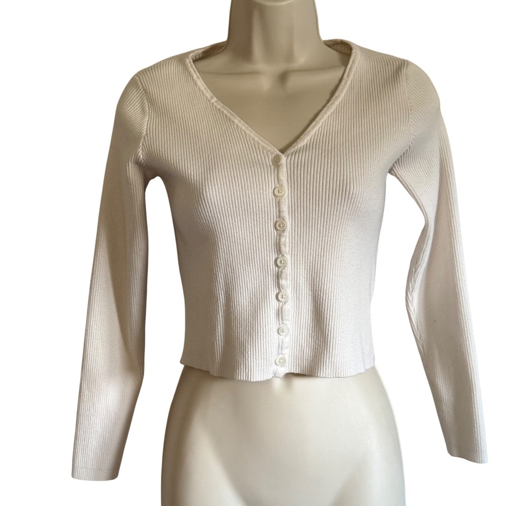 Brandy Melville Zelly Top White Ribbed V-Neck Button Front Cardigan One Size